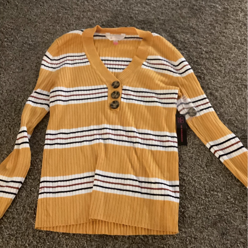 Yellow striped blouser